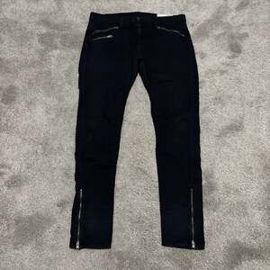 Rag & Bone Black Plush Legging Jeans Style W15220163 Size 32 Zip Pockets Stretch